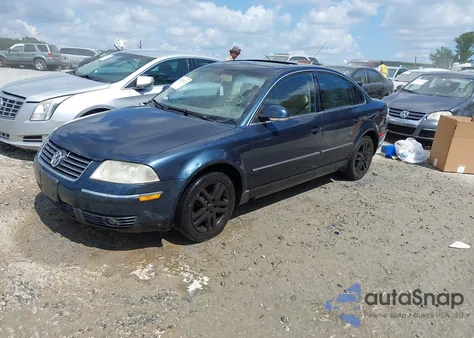 2005 Volkswagen Passat Gls 1.8T from USA, damaged, VIN WVWAD63B45P036670